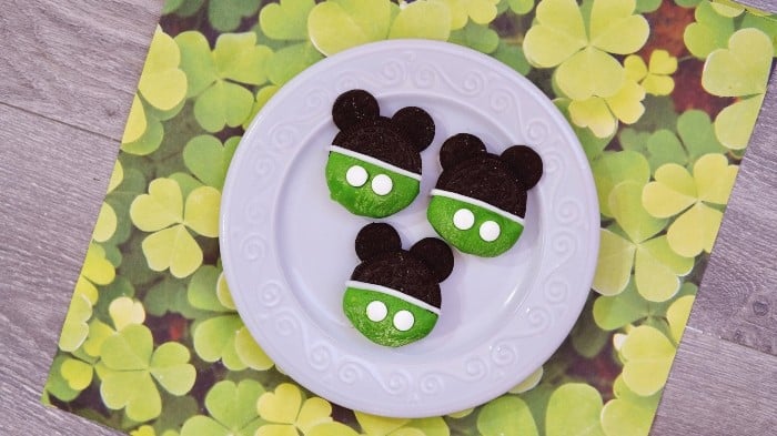 How to Make St. Patrick's Day Mickey Oreos