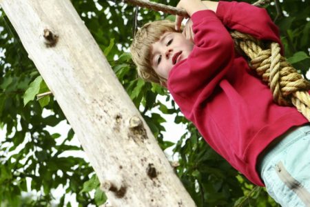 Best Outdoor Games to Play This Spring (1)