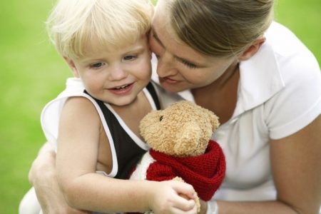 Best Home Safety Tips for the Single Mom Living Alone