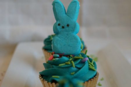 Easy Easter Cupcakes with Homemade Buttercream Icing