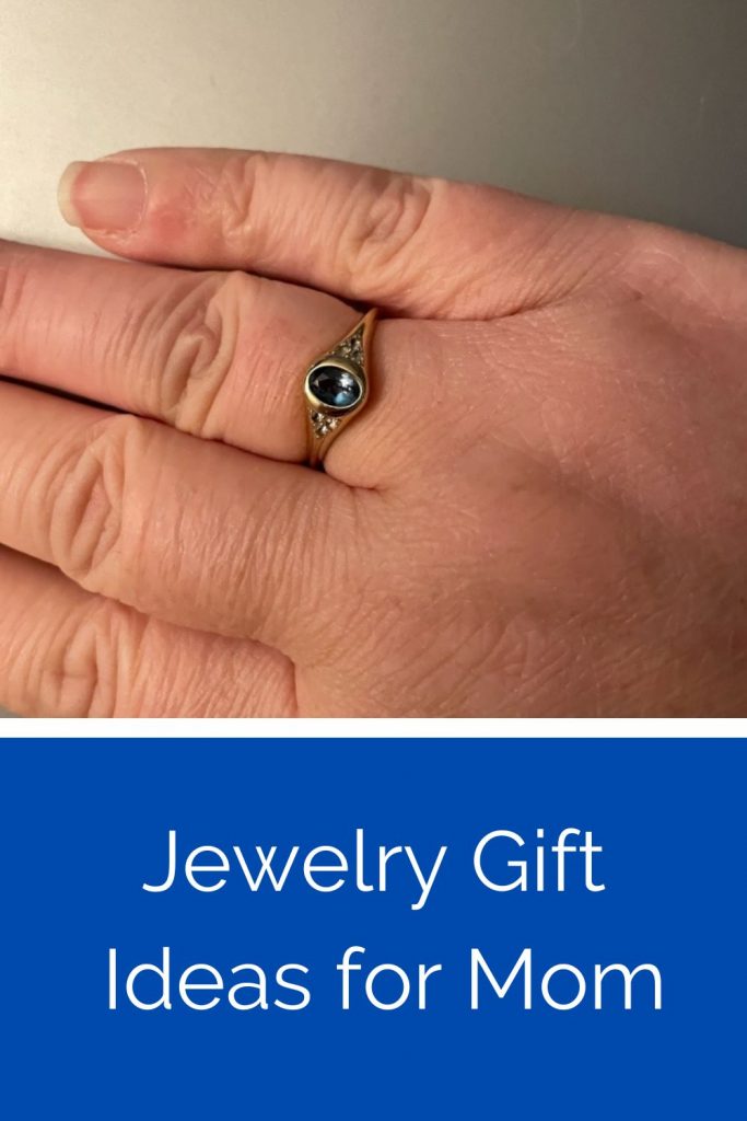 Jewelry Gift Ideas for Mom