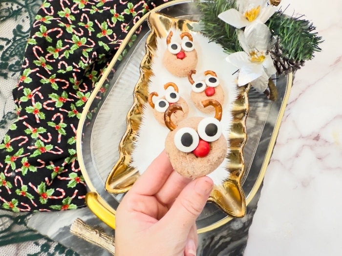 Christmas Reindeer Donuts 1