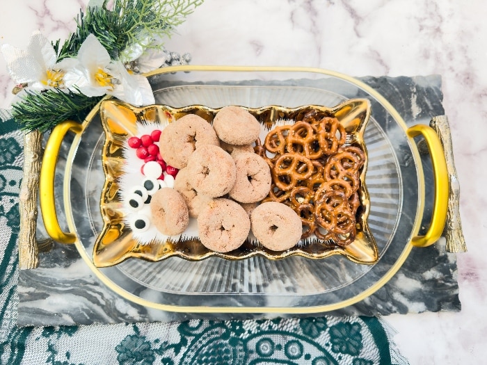 Christmas Reindeer Donuts Process 1