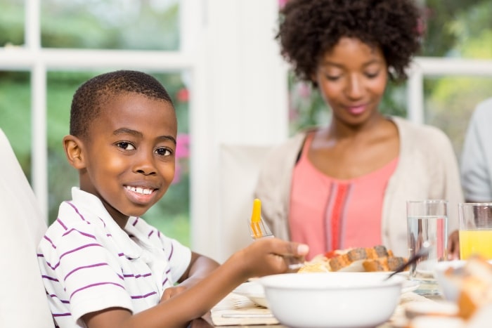 What is The Importance of Mealtime Autonomy for Young Kids