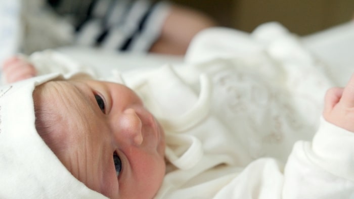 How to Welcome a New Baby Into Family