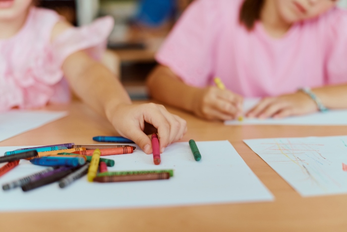 How to Declutter Kids Artwork