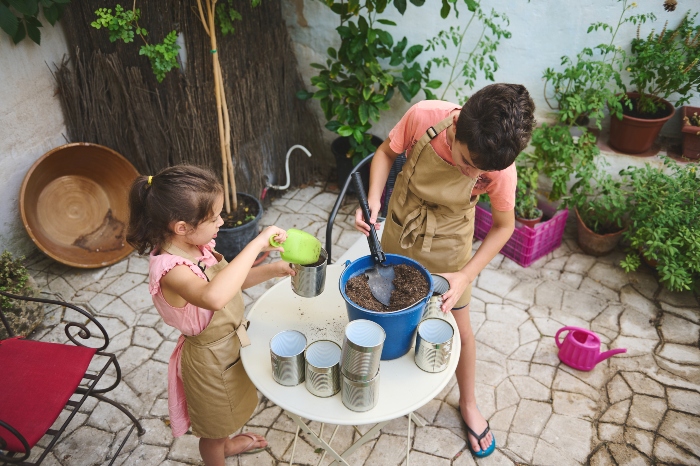 Best Way to Encourage More Outdoor Play at Home