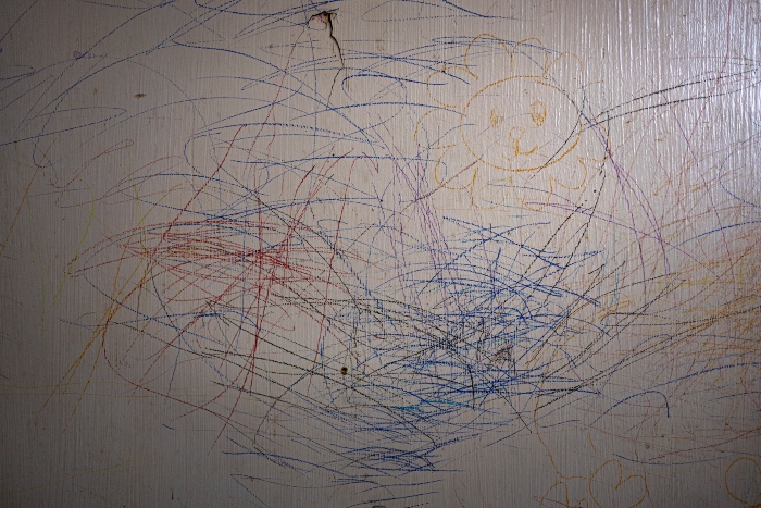 How to Clean Crayon Marks From Painted Walls